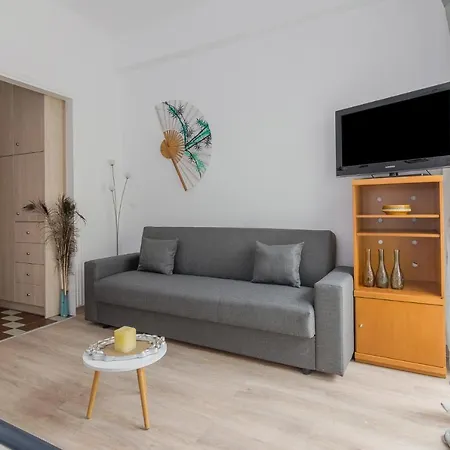 Studio In Pagkrati * Athens